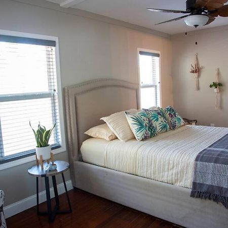 Two Bedroom Ranch With Private Deck Close To Beach Lake Worth Beach Exteriör bild