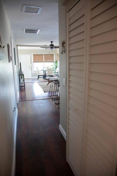 Two Bedroom Ranch With Private Deck Close To Beach Lake Worth Beach Exteriör bild