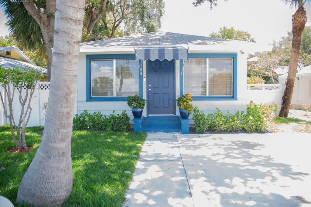 Two Bedroom Ranch With Private Deck Close To Beach Lake Worth Beach Exteriör bild