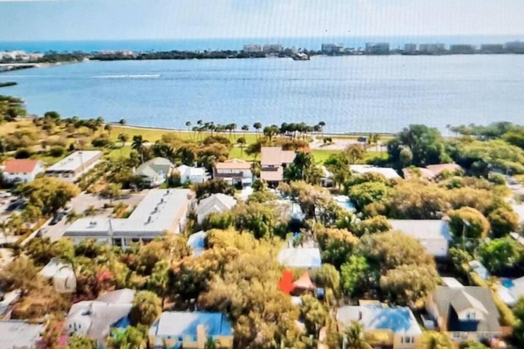 Two Bedroom Ranch With Private Deck Close To Beach Lake Worth Beach Exteriör bild